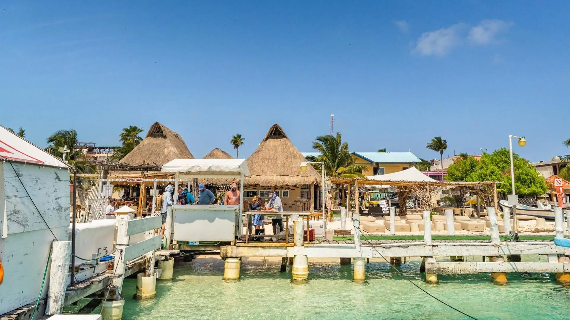 Hotel na wodzie Walk Barefoot To Beach - North End Isla Mujeres