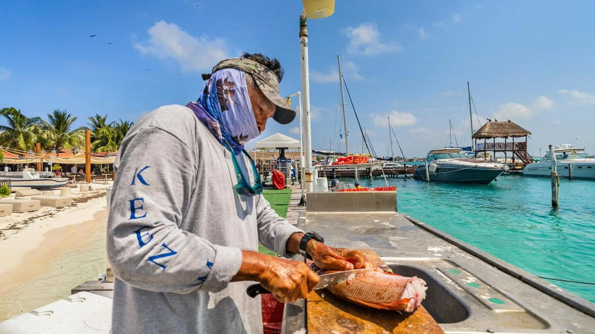 Walk Barefoot To Beach - North End Isla Mujeres