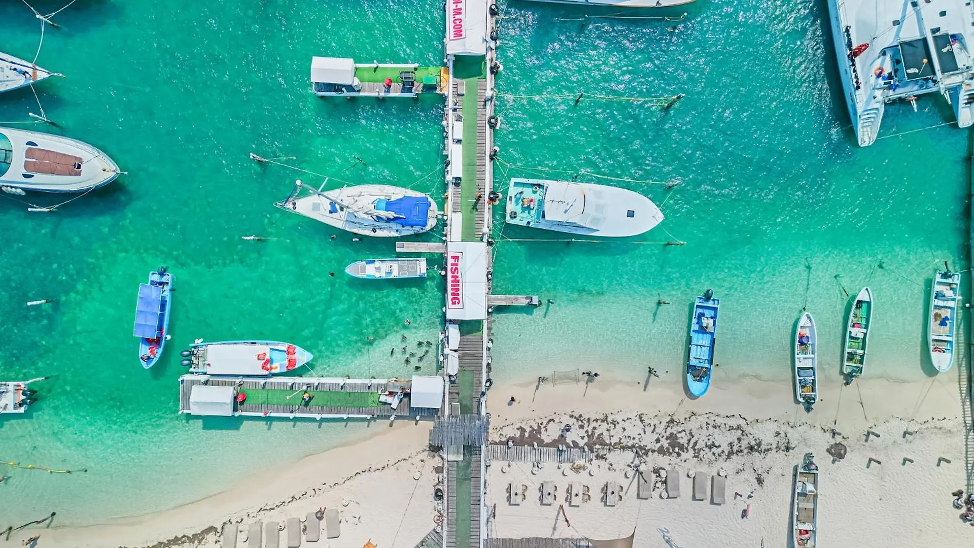 Walk Barefoot To Beach - North End Isla Mujeres Hotel na wodzie